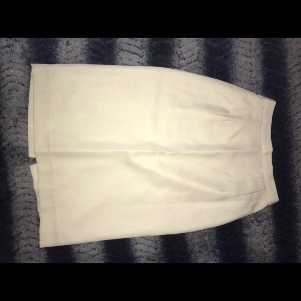 White pencil skirt